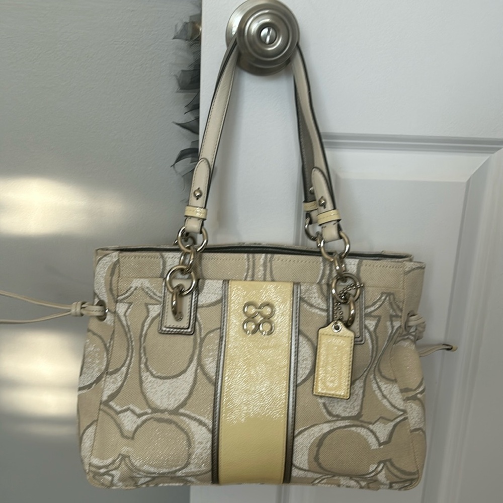 BNWOT Coach Canvas Shoulder Bag